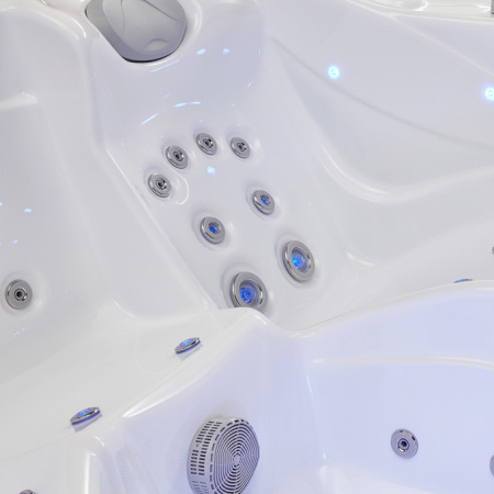 Гидромассажный спа-бассейн AquaVita 2001 Pro